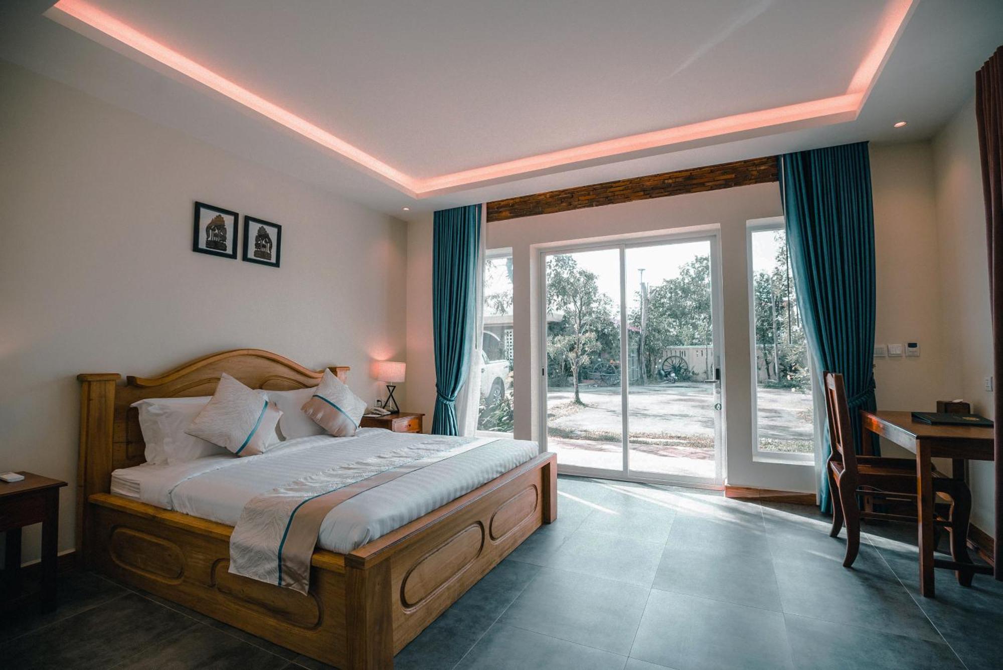 Sokchea Kampot Hotel Zewnętrze zdjęcie